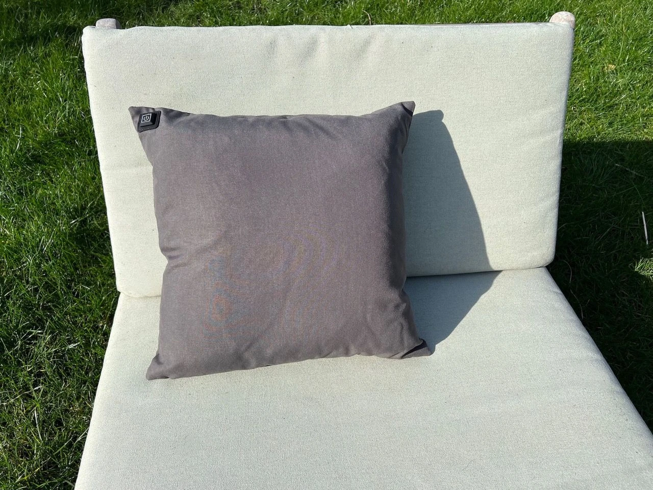 Merkloos Warmpi® Outdoor Verwarmd Sierkussen - Grey 2 Merkloos Warmpi® Outdoor Verwarmd Sierkussen - Grey - Afbeelding 2