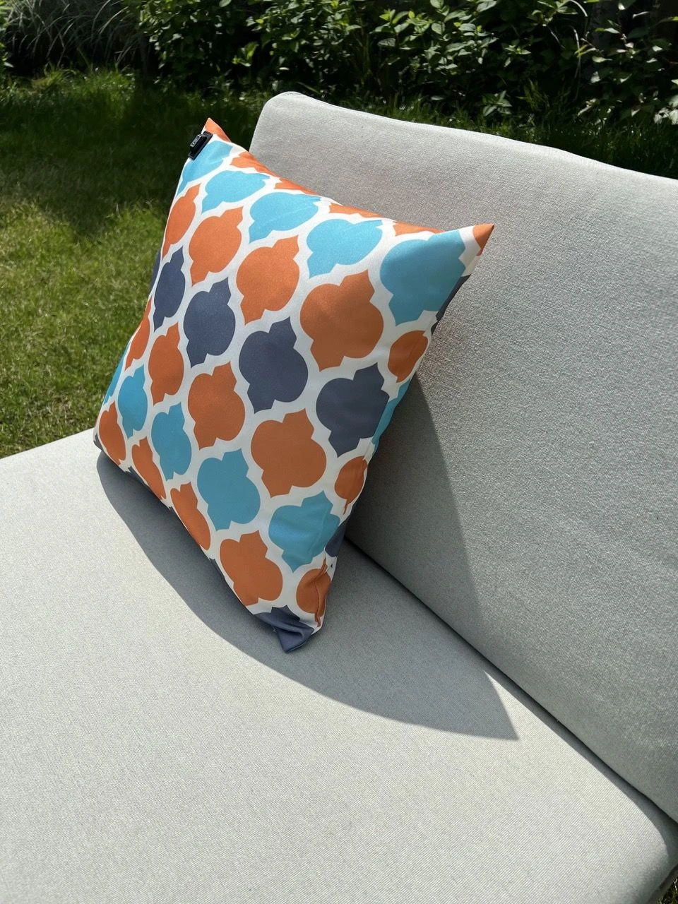 Merkloos Warmpi Verwarmd Outdoor Sierkussen - Orange 3 Merkloos Warmpi Verwarmd Outdoor Sierkussen - Orange - Afbeelding 3