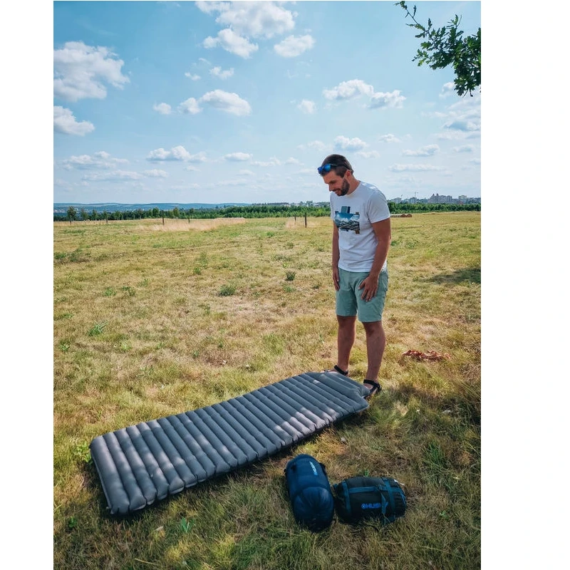 Husky Flary 7 Opblaasbare Slaapmat - Dark Blue 5 Husky Flary 7 Opblaasbare Slaapmat - Dark Blue - Afbeelding 5