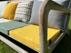 Merkloos Warmpi Verwarmd Outdoor Zitkussen - Yellow -Merkloos Winkel e6a6eba42c1e99b7