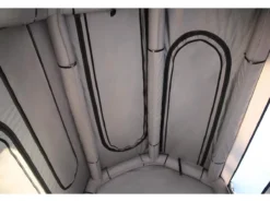 OutdoorU Sky 3-persoons Opblaasbare Daktent - Grijs -Merkloos Winkel f0bba7fd0574553f