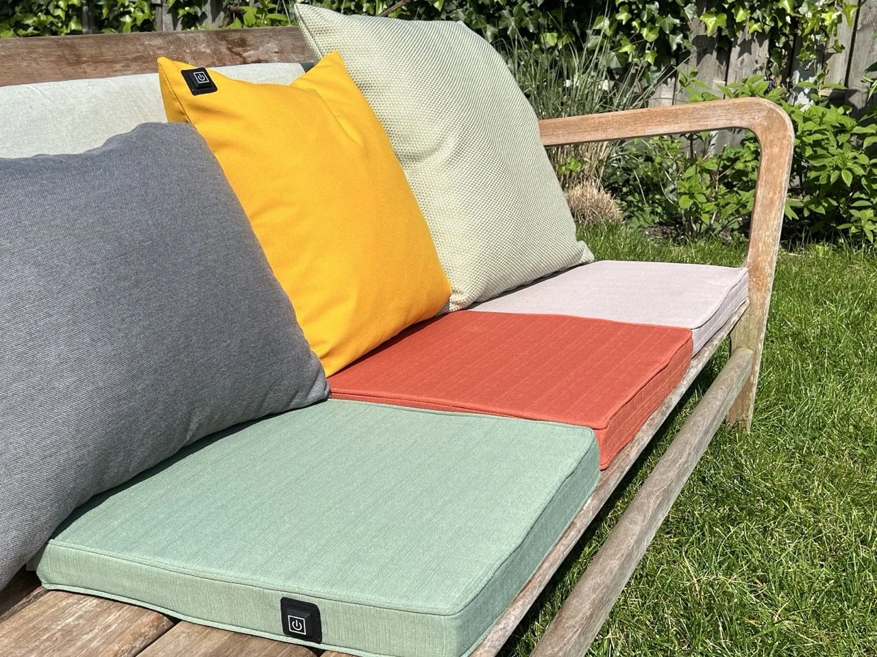 Merkloos Warmpi Verwarmd Outdoor Zitkussen - Terra 2 Merkloos Warmpi Verwarmd Outdoor Zitkussen - Terra - Afbeelding 2